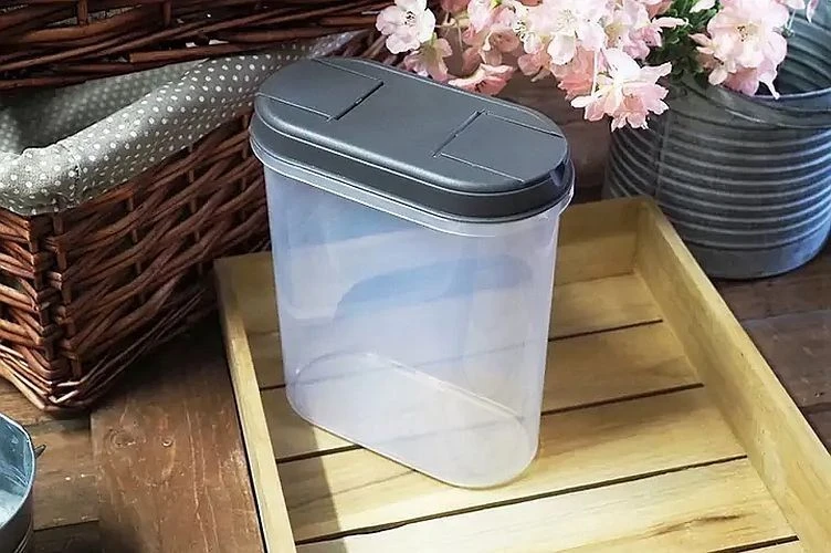 NHG Indas su dangčiu biriam maistui laikyti Margerit Plast Team 2.4L