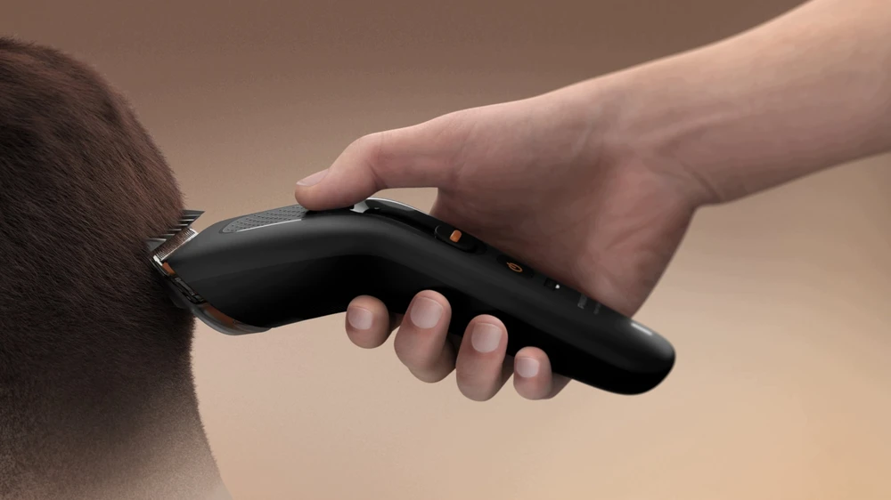 Plaukų kirpimo mašinėlė Philips Hairclipper series 5000 Zmywalna maszynka do strzyżenia włosów juoda (HC5733/15)