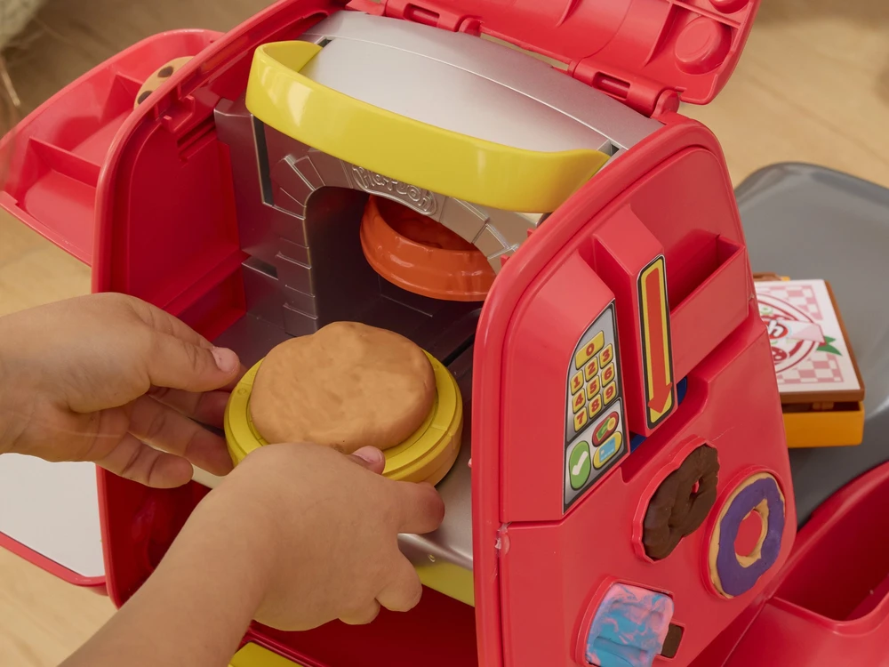PLAY-DOH žaidimų rinkinys Picos pristatymo paspirtukas 49 cm