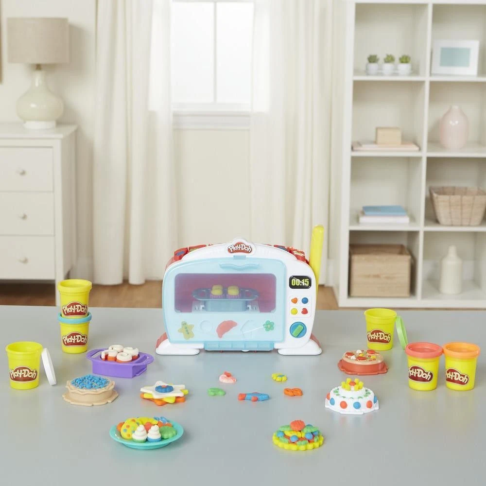 PLAY DOH KITCHEN CASTRY RINKINYS MAGICAL OVEN + priedai B9740