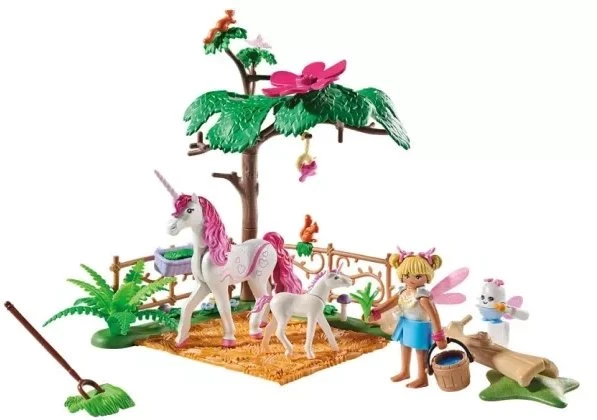 „Playmobil Princess Magic“ 71839 Stebuklingas vienaragio arklidės mamai ir kumeliukui