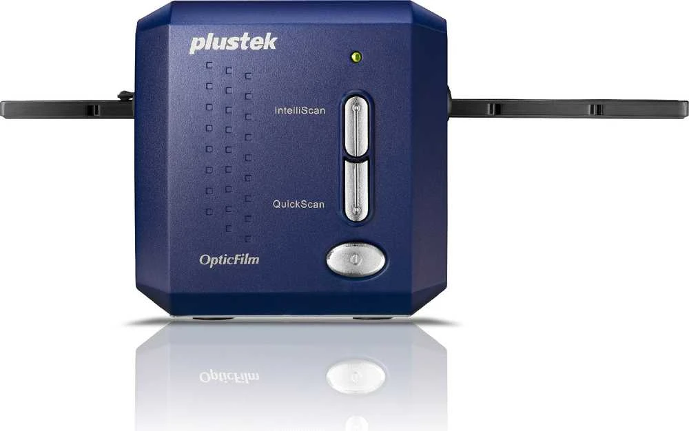 Skeneris Skaner Plustek OpticFilm 8100 CCD (PLUSOF8100)