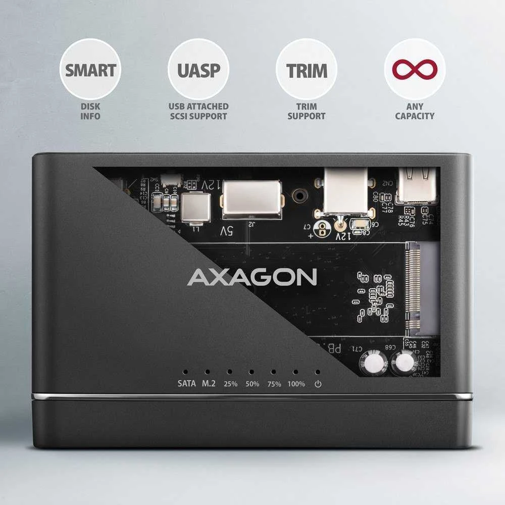 „Axagon USB 3.2 Gen 2“ adapteris, skirtas prijungti NVMe M.2 SSD diskus ir SATA 2.5''/3.5'' diskus su klonavimo funkcija.