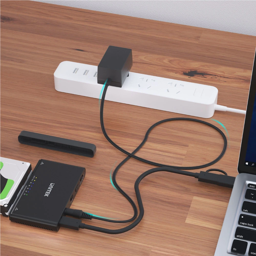 UNITEK ENCLOSURE USB-C į PCIe/NVMe M.2 SSD + SATA III adapteris su neprisijungus klonu