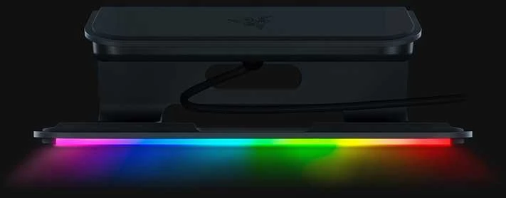 Razer | 17 " | Nešiojamas kompiuteris Stand Chroma V2 | Juodas