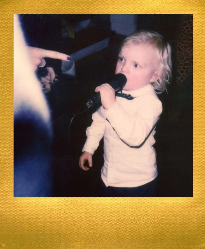 POLAROID I-TYPE COLOR PLĖVELĖ GOLDEN MOMENTS 2-PAK