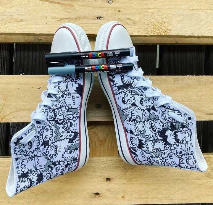 Marker. POSCA UNI PC-3M 8vnt. Set
