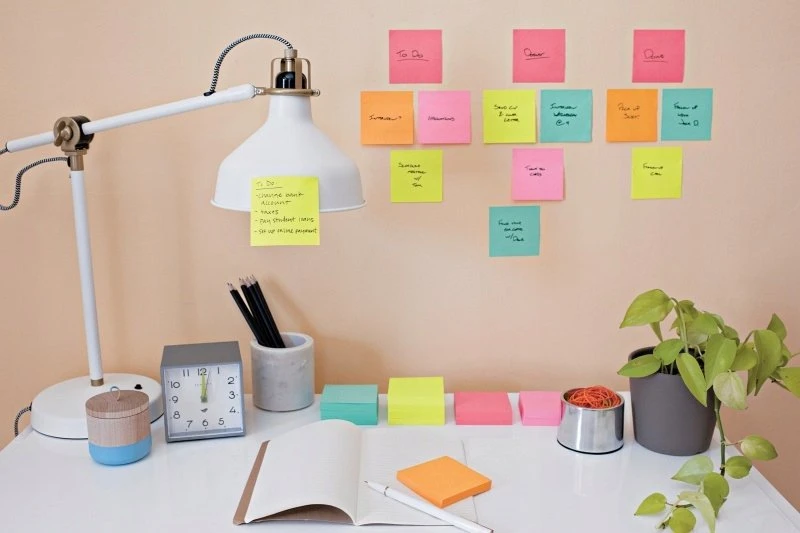 Lipnūs lapeliai3M Post-it® Super Sticky Cosmic, 47.6mmx47.6mm 12 vnt. po 90 lapelių