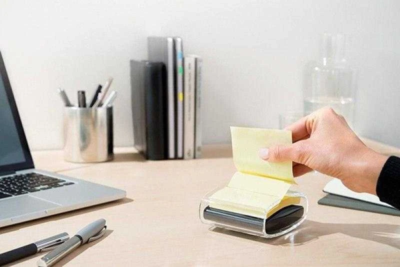 Post-it Z-lapeliai dozatoriuje