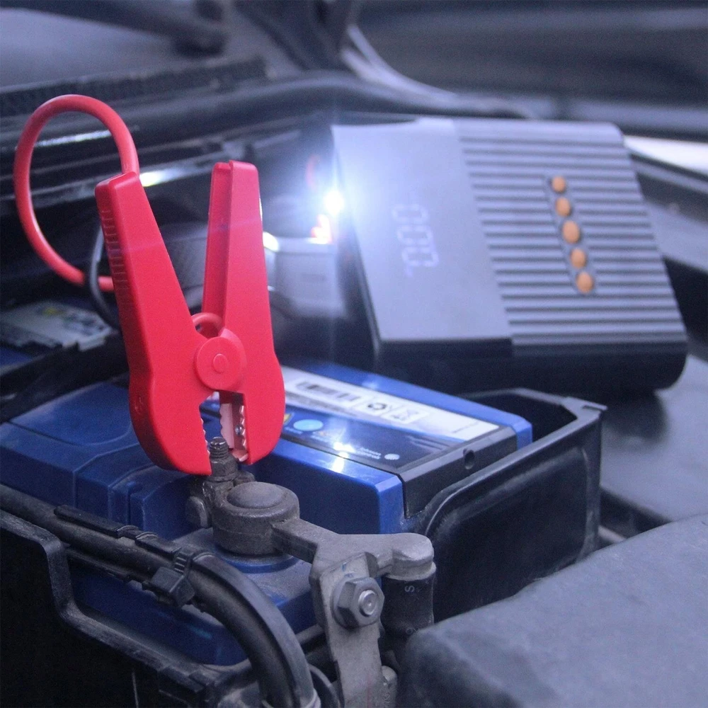 Įkroviklis „4smarts PitStop+“ 8800 mAh su kompresoriumi ir žibintuvėliu, juodos spalvos