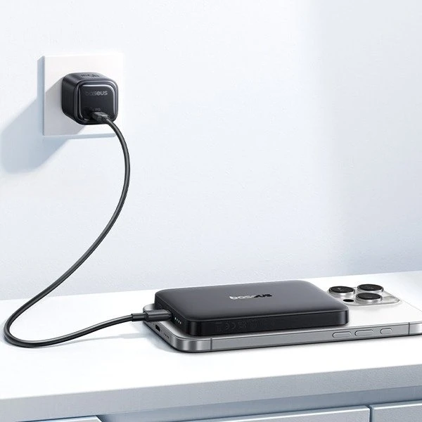 Baseus EnerFill FM12 Qi2 MagSafe 10000 mAh 22.5W juoda
