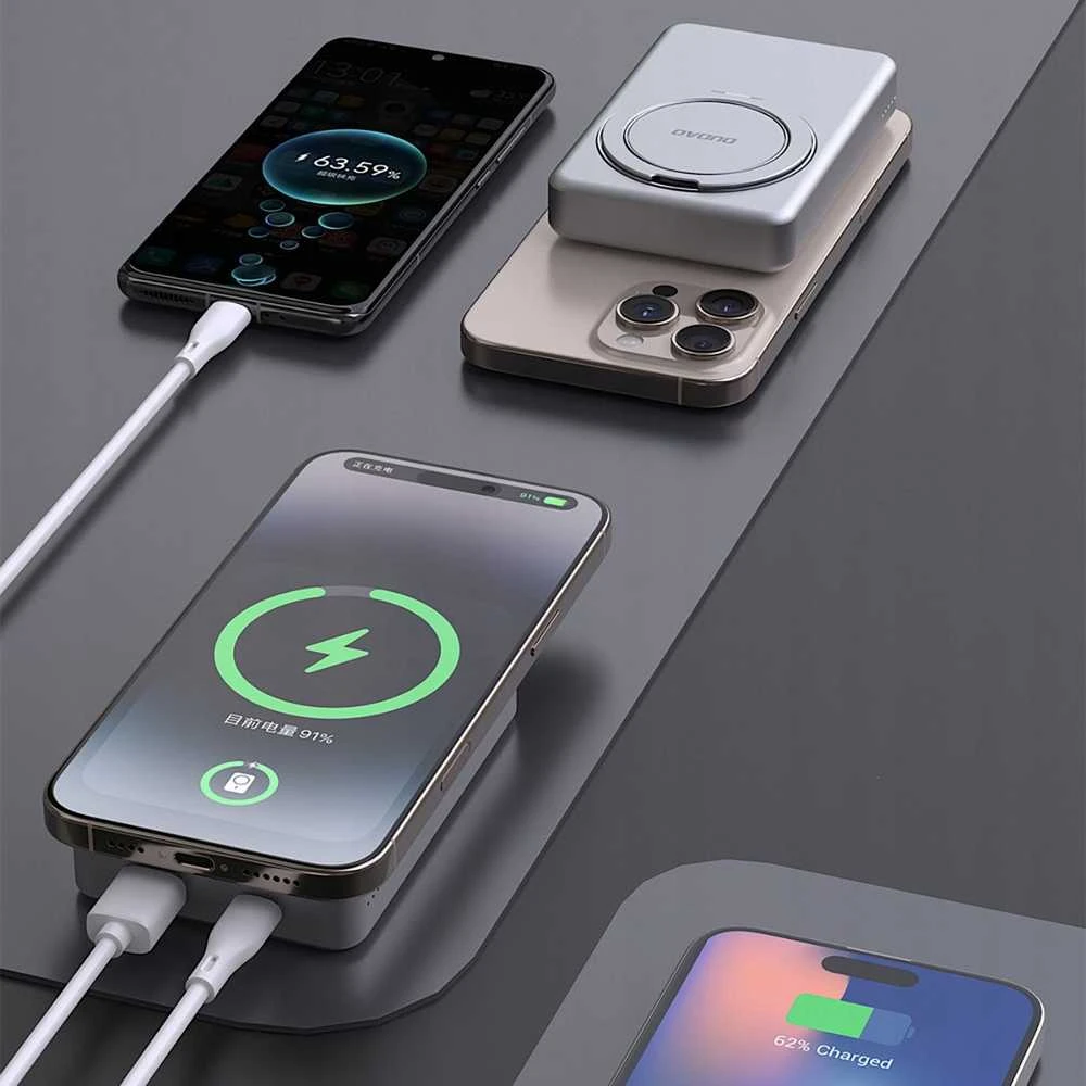 Dudao K28 10000mAh PD 22.5W „MagSafe“ išorinė baterija su metaliniu dėklu ir žiediniu stovu – sidabro spalvos