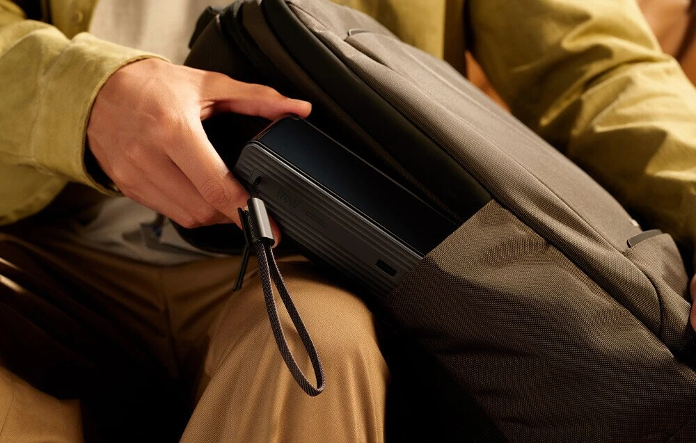 „EcoFlow RAPID“ išorinė baterija 25000 mAh, 170 W (su integruotais 100 W laidais).