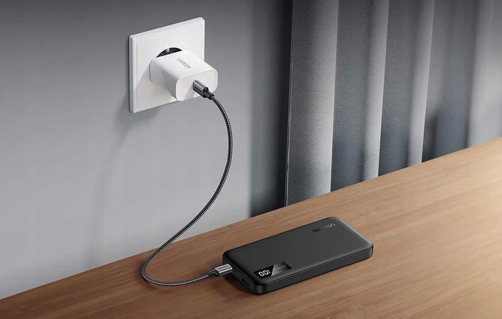 LiPo išorinis akumuliatorius (Powerbank) 10000mAh 22.5W USB-C, USB PB311 UGREEN