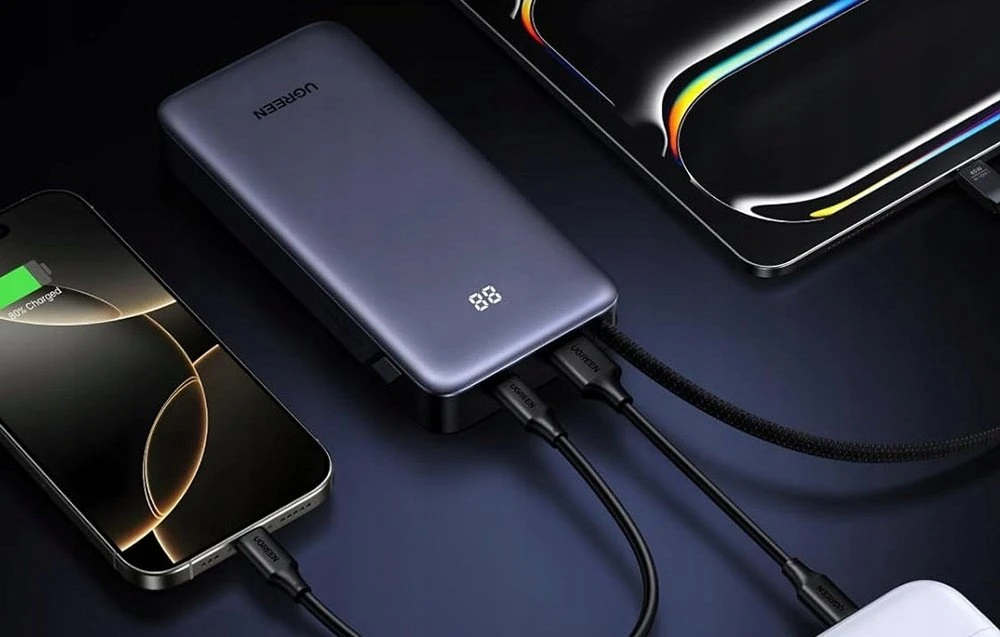 UGREEN nešiojama baterija (Power Bank) 20000mAh, 45W, su integruotu kabeliu, greitasis įkrovimas