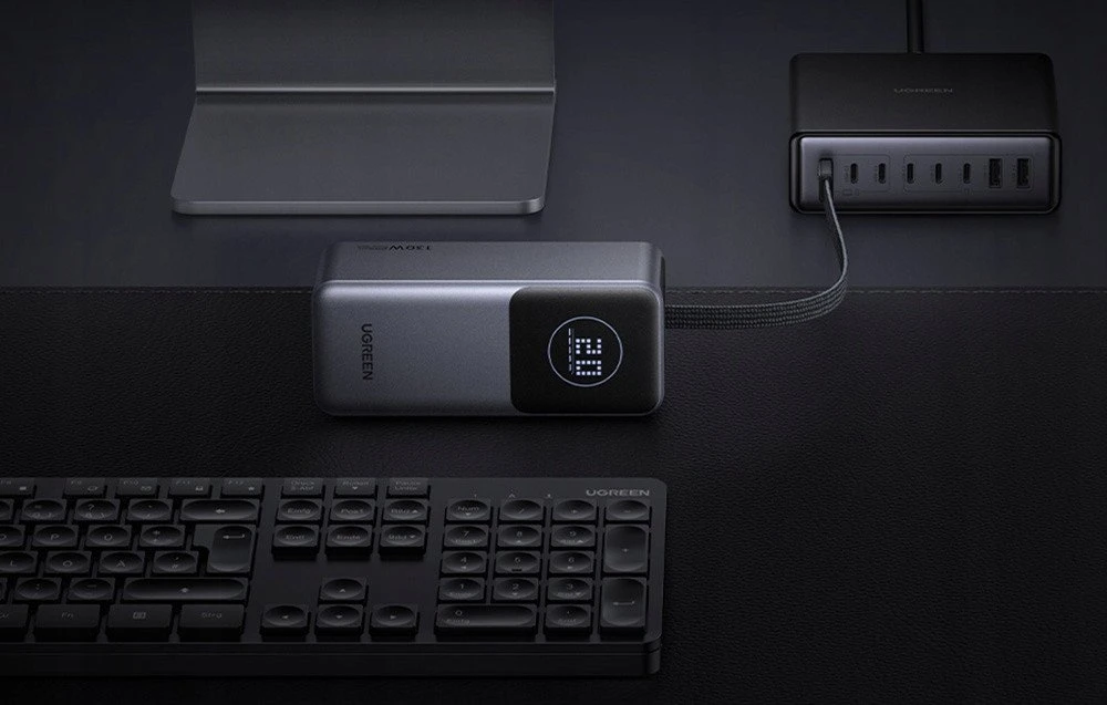 UGREEN nešiojama baterija (Power Bank) 20000mAh, 130W, su integruotu kabeliu, greitasis įkrovimas
