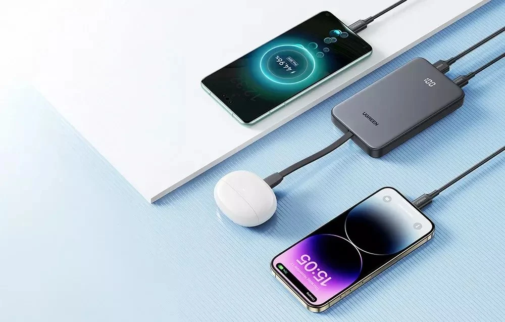 Powerbank 10000mAh Ugreen PB526 USB + USB-C, 20W, įmontuotas kabelis (pilka)