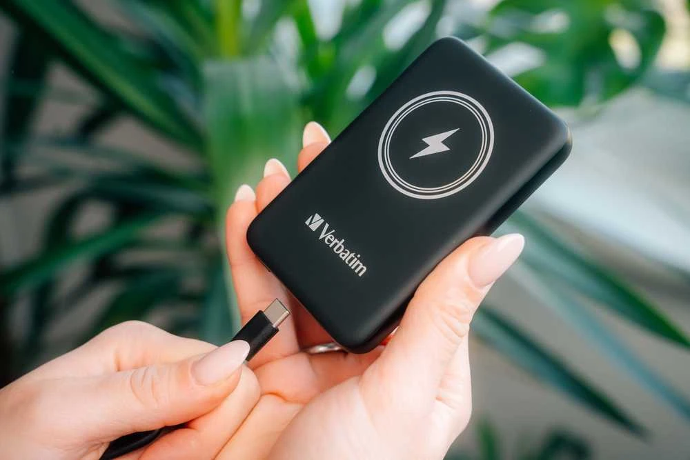 Verbatim Powerbank indukcinis `n` Go 15W 5000mAh belaidis Magnetic juodos spalvos 32240