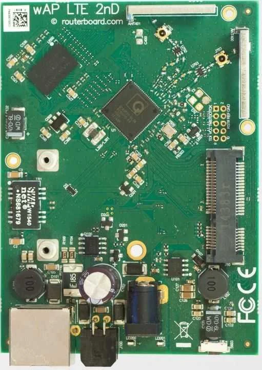 Maršrutizatorius PRIEIGOS TAŠKAS RBWAPR-2ND wAP R Wi-Fi 2.4 GHz 300 Mbps MIKROTIK