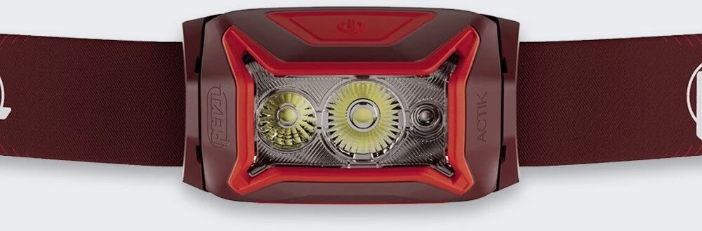 Petzl Actik Core E065AB02 raudona