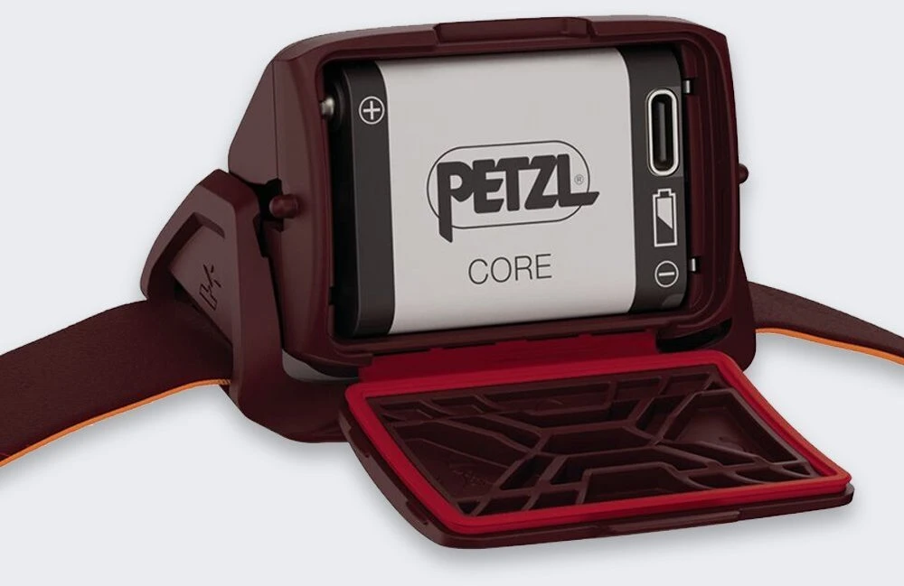 Petzl Actik Core E065AB02 raudona