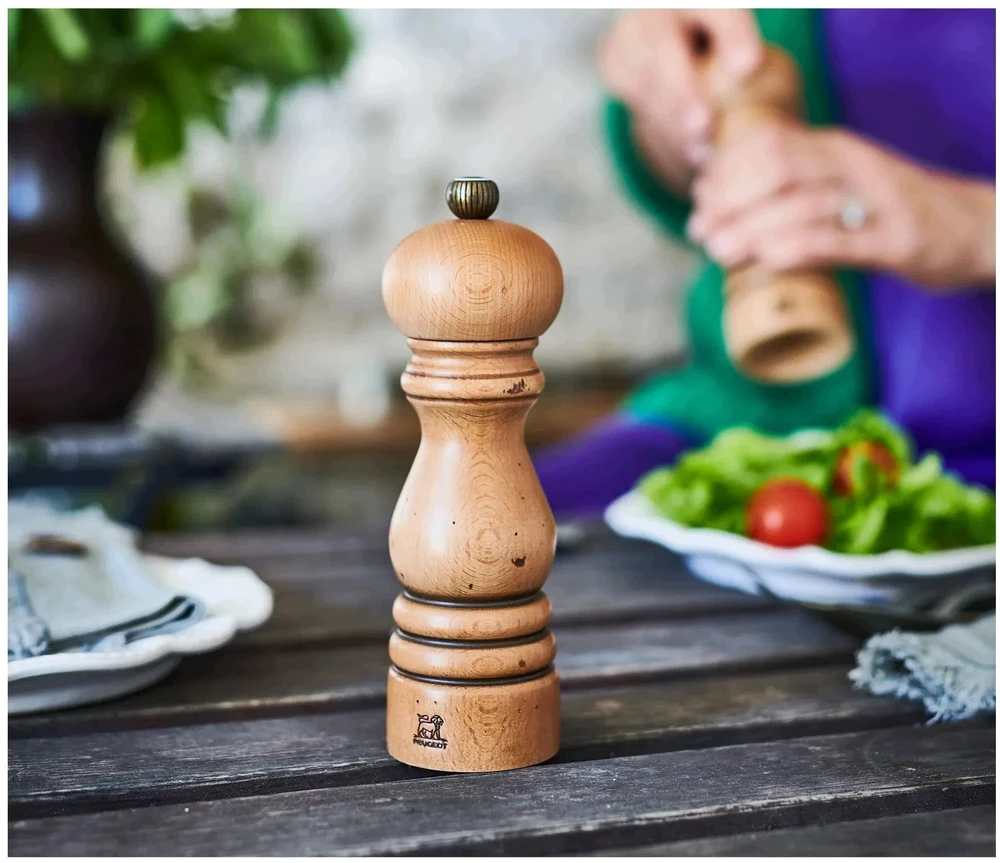 Prieskonių malūnėlis Peugeot Paris Salt Mill Z 18 cm Antique Beech Wood