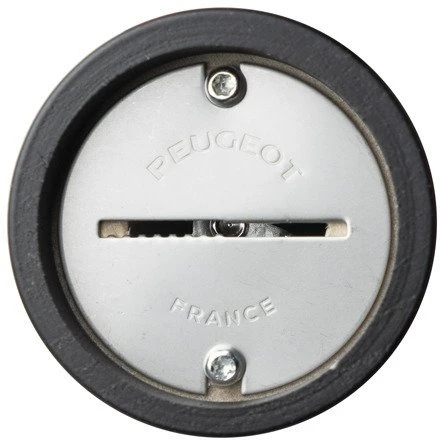 Prieskonių malūnėlis Peugeot Isen Nutmeg Mill 15 cm with Crank juodas