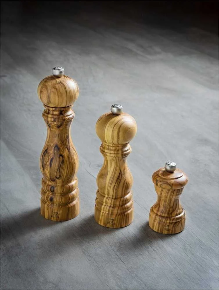 Peugeot Pepper grinder, 22 cm, Paris Olivier