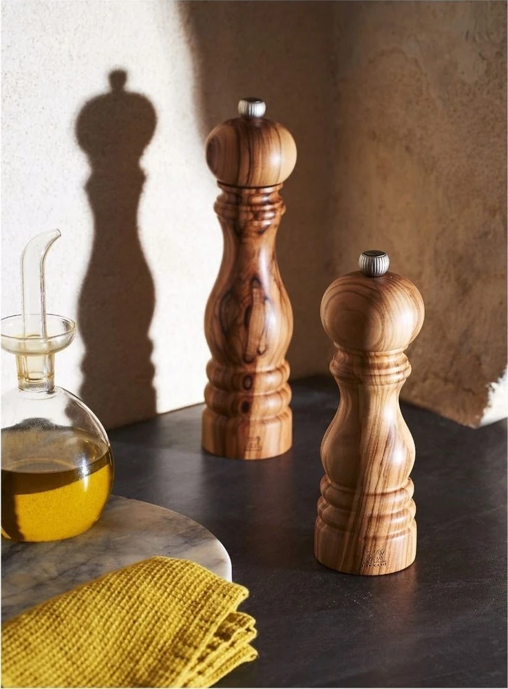 Peugeot Pepper grinder, 18 cm, Paris Olivier