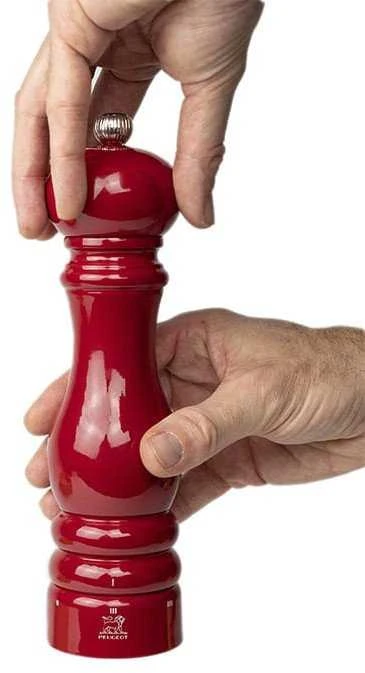Peugeot Pepper grinder, 22 cm, Raudona Passion Lacquer, Paris