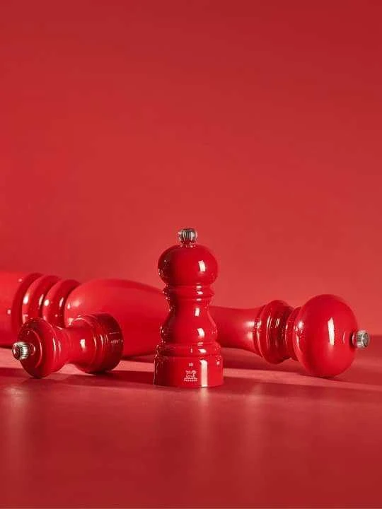 Peugeot Pepper grinder, 22 cm, Raudona Passion Lacquer, Paris