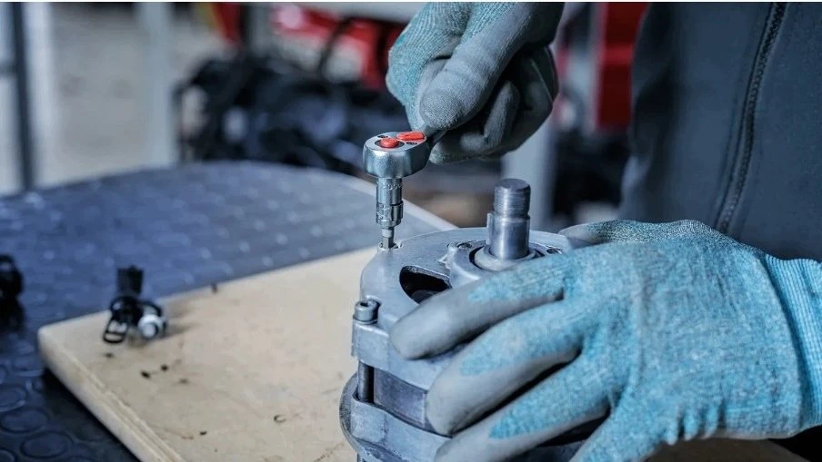 Pro-Line Bosch grzechotka 1/4'' /Bosch Line (1600A03AC6)