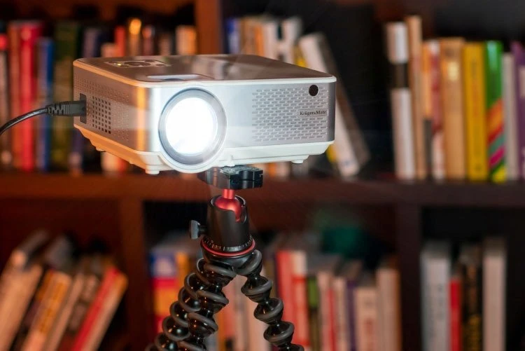 LED Projektorius Kruger & Matz V-LED20 (KM0370-FHD)