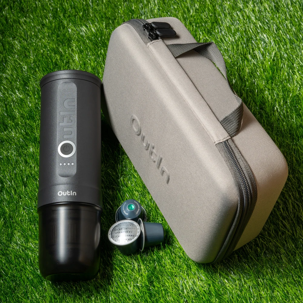 Outin Nano 7500 mAh nešiojamasis kavos virimo aparato rinkinys (pilkas) + apsauginis dėklas