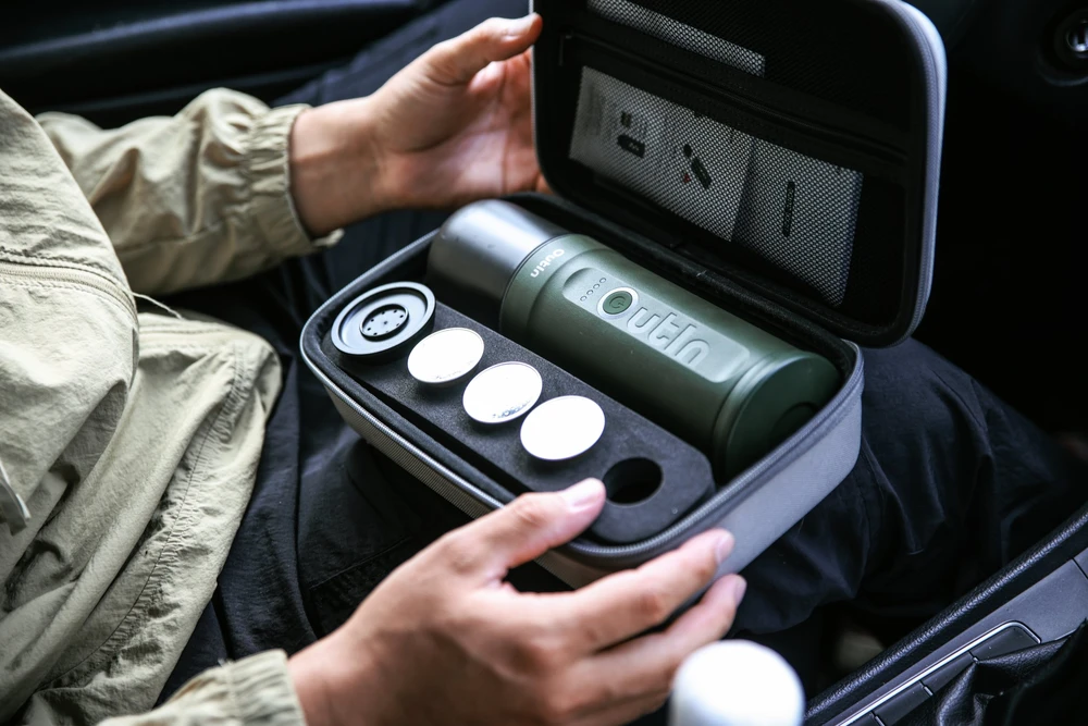 Outin Nano 7500mAh nešiojamasis kavos virimo aparatas - žalias