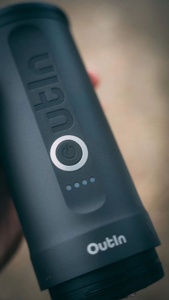 Outin Nano 7500 mAh nešiojamasis kavos virimo aparatas (pilkas)