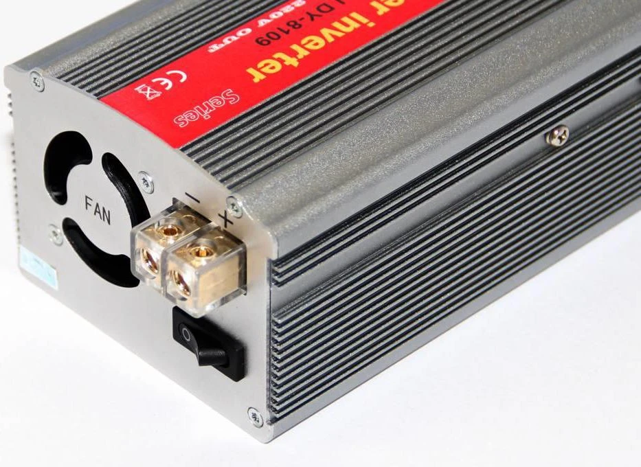 EUROCASE įtampos keitiklis DY-8109-12, AC/DC 12V/230V, 500W, USB