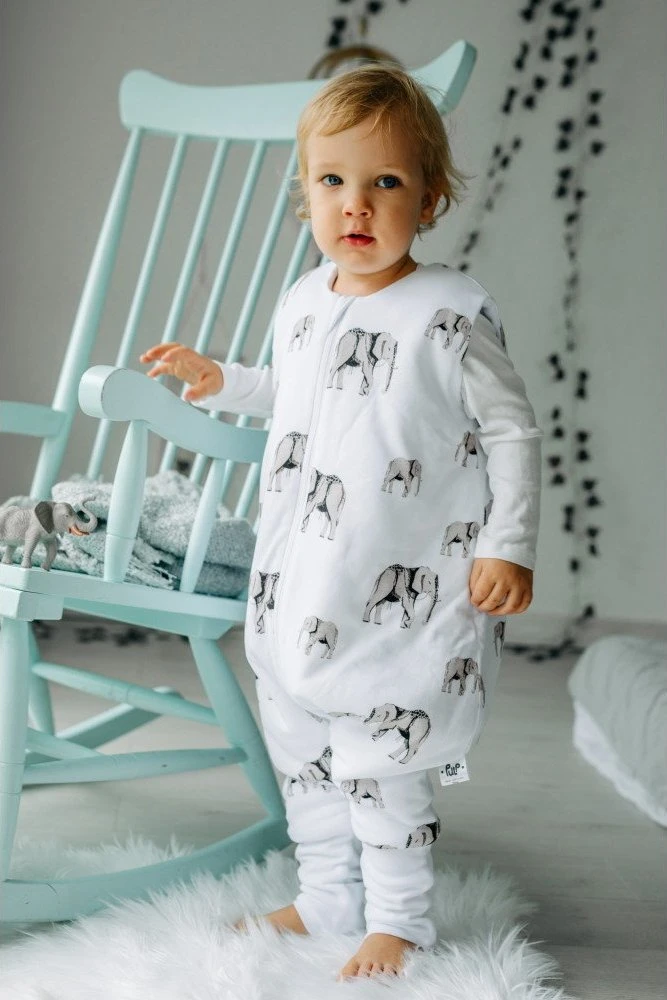 PULP BAMBOO Miegmaišis kūdikiui su kojinėmis 2 TOG - Dideli drambliai - nuo 0,6 m iki 2,5 metų