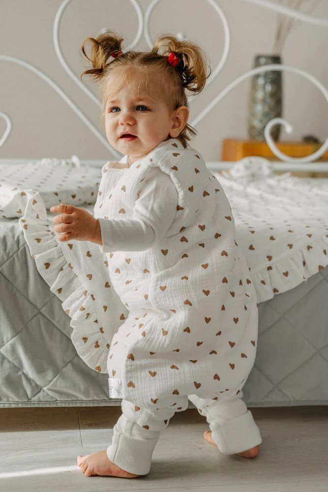 PULP BAMBOO Muslin vasaros miegmaišis su kojelėmis - Širdelės 0,5 TOG nuo 1 iki 2,5 metų