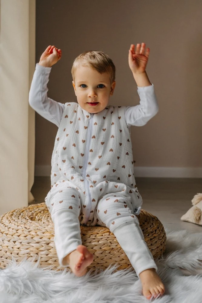 PULP BAMBOO Muslin vasaros miegmaišis su kojelėmis - Širdelės 0,5 TOG nuo 1 iki 2,5 metų