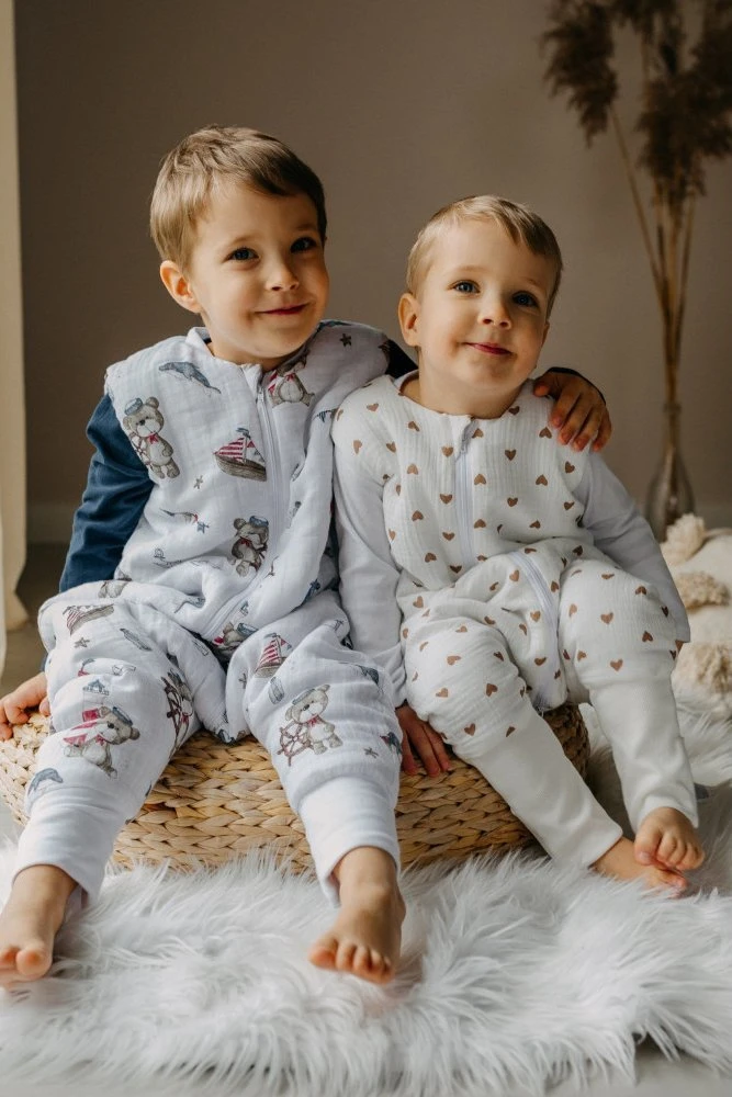 PULP BAMBOO Muslin vasaros miegmaišis su kojelėmis - Širdelės 0,5 TOG nuo 1 iki 2,5 metų