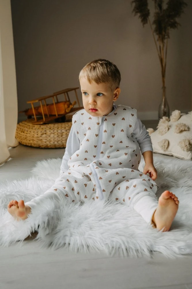 PULP BAMBOO Muslin vasaros miegmaišis su kojelėmis - Širdelės 0,5 TOG nuo 1 iki 2,5 metų