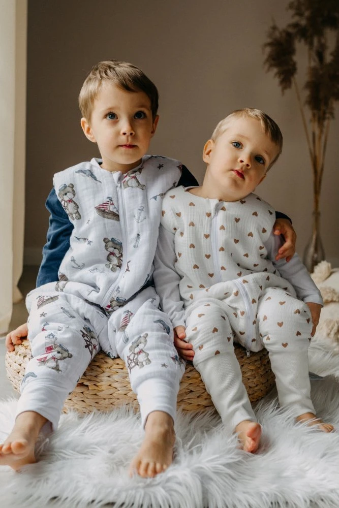 PULP BAMBOO Muslin vasaros miegmaišis su kojelėmis - Širdelės 0,5 TOG nuo 1 iki 2,5 metų