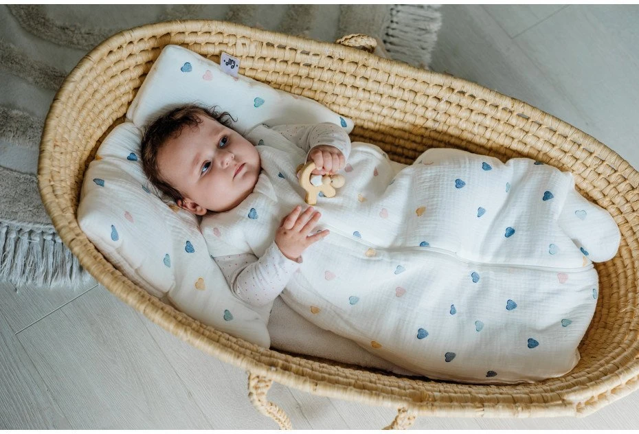 PULP BAMBOO PULP-Miegmaišis CAŁOROCZNY DO 12M 1,75TOG KOLOROWE SERDUSZKA