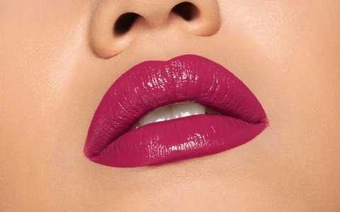 Pupa Milano Vamp! Lūpų dažai, 3,5 g, spalva - 201 Black Cherry
