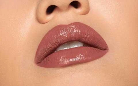 Pupa Milano Vamp! Lūpų dažai, 3,5 g, spalva - 107 Rosewood