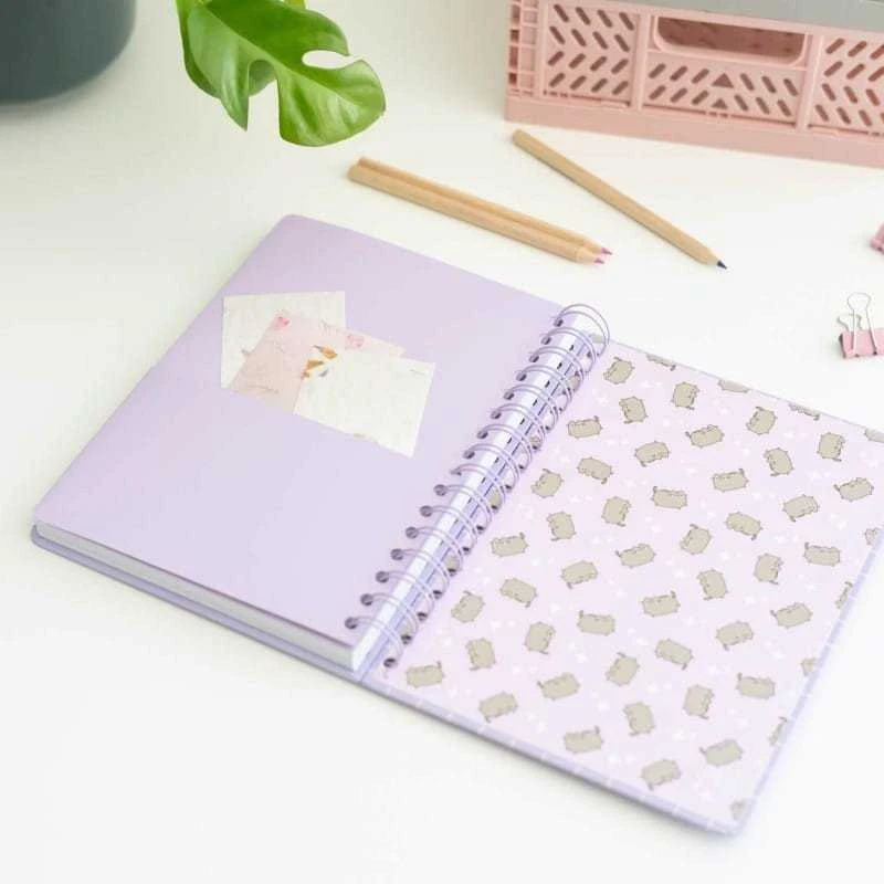 Pusheen - A5 formato užrašinė iš „Moments“ kolekcijos