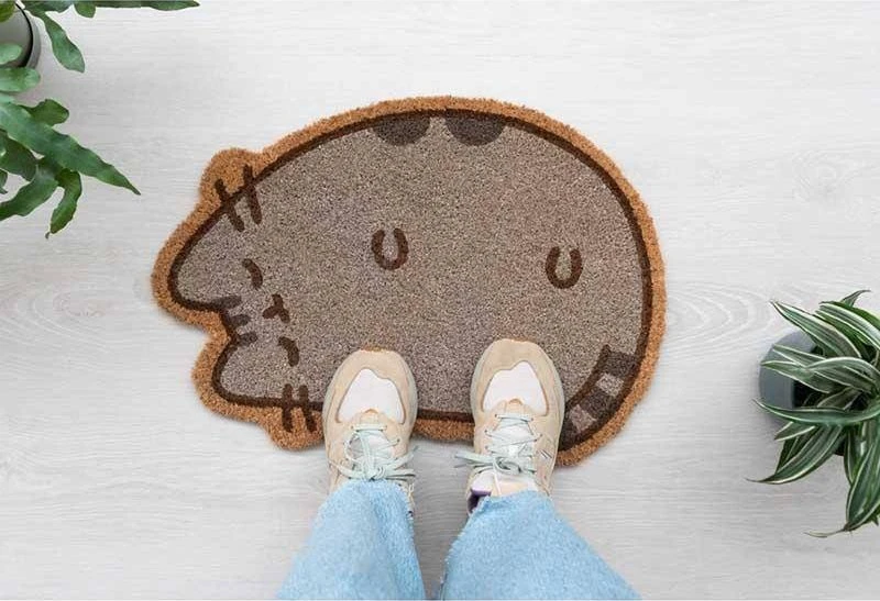 Pusheen - katės formos kilimėlis prie durų (40 x 60 cm)