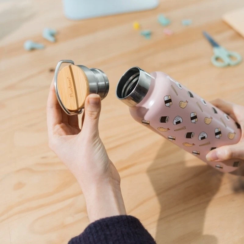 Pusheen Pusheen - Buteliukas termiczna ze stali nierdzewnej su laikikliu su kolekcji Sushi Roll 500 ml