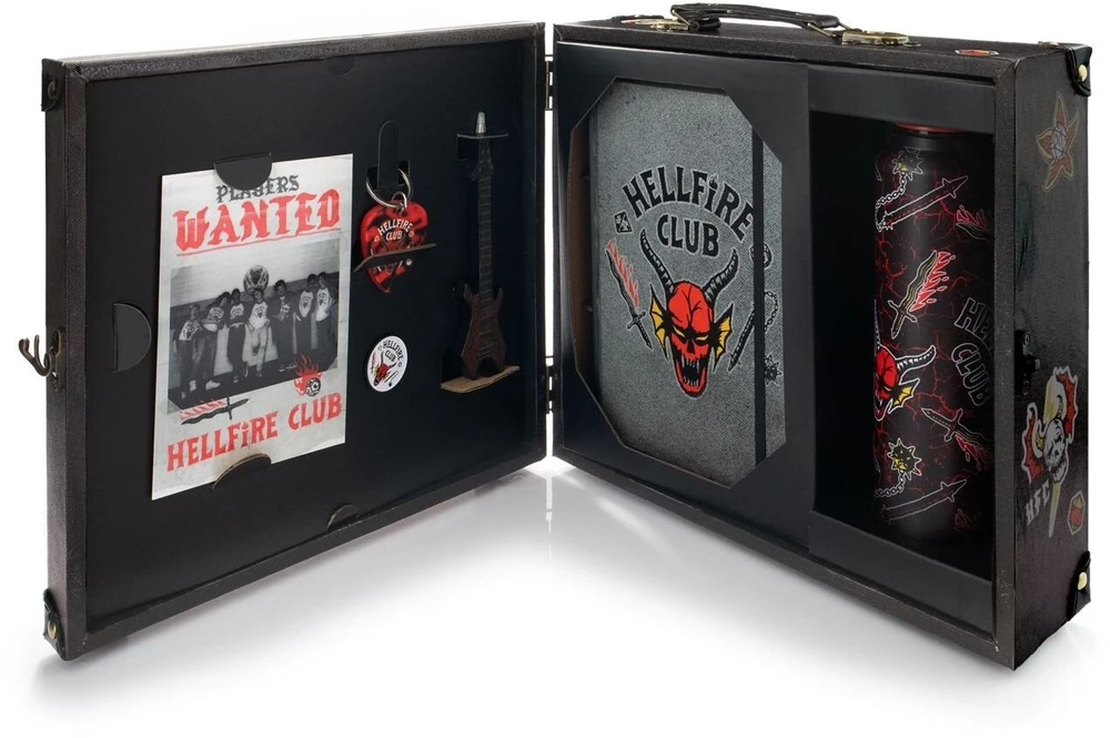 Pyramid Stanger Things 4 (Hellfire Club)